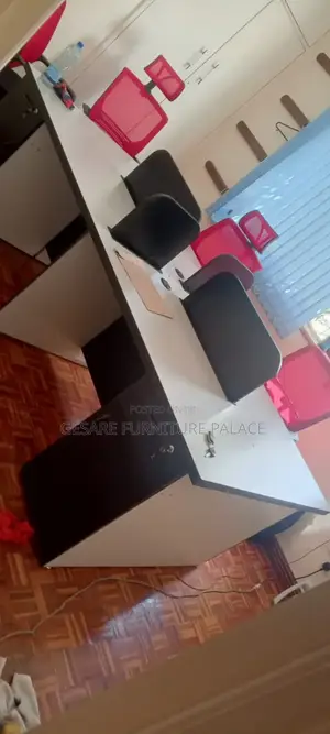 Four Way Working Station