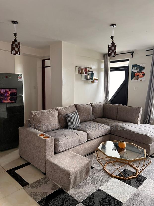 Airbnb Apartment - thumbnail 4