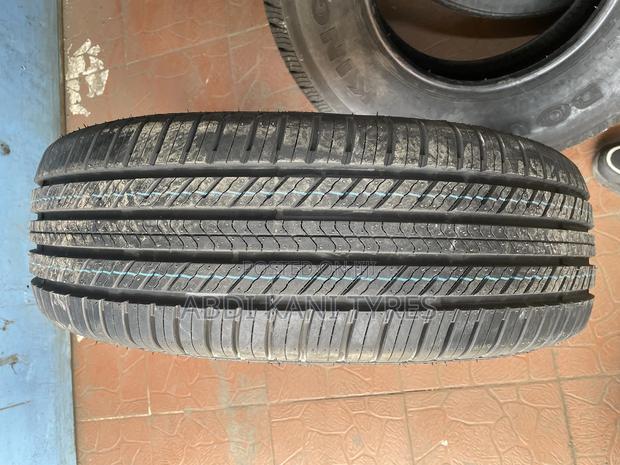 235/65r17 Doubleking Tyre - main view