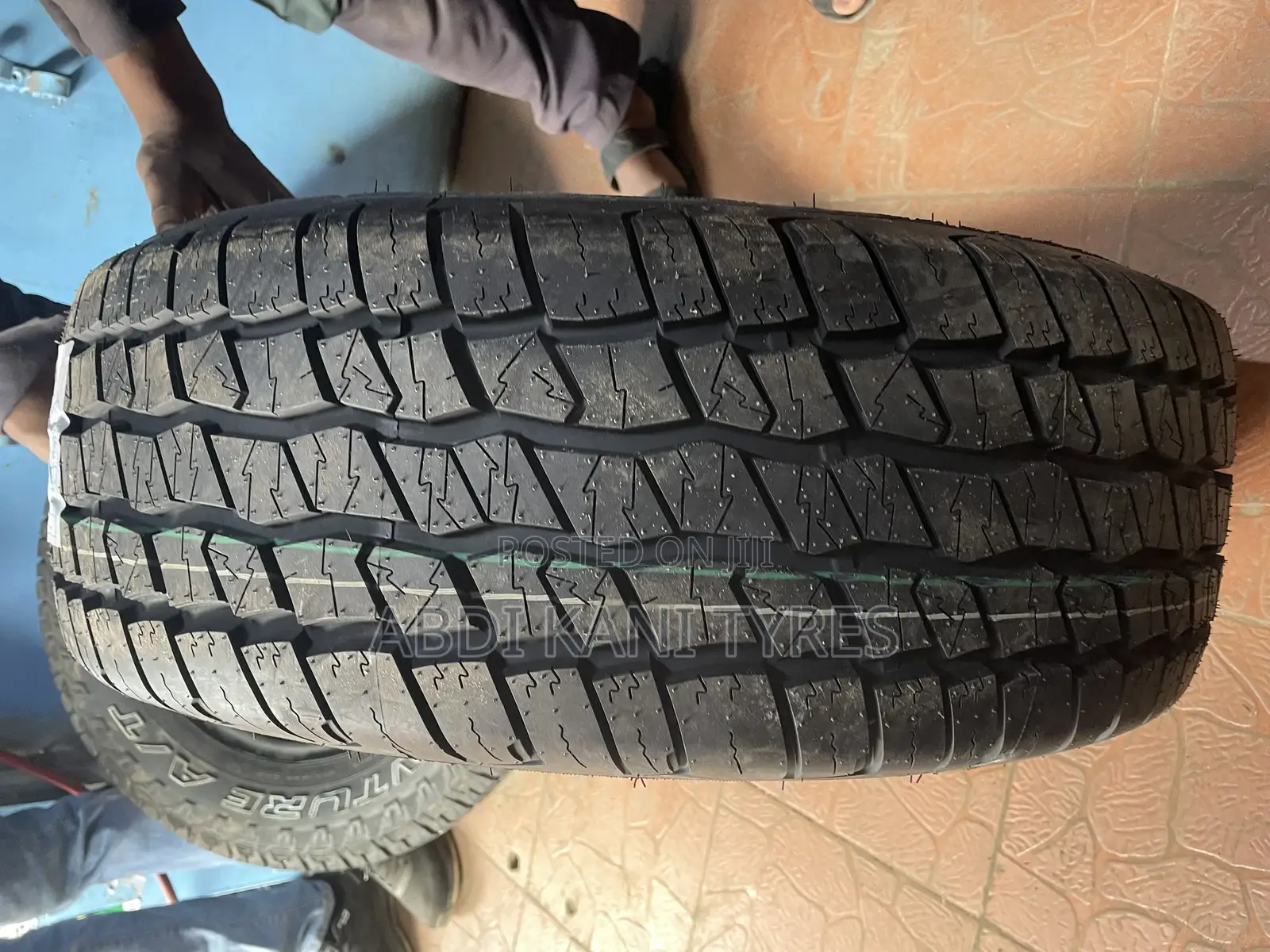 225/60r17 Zextour Tyre