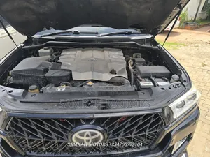 Toyota Land Cruiser 2016 Black