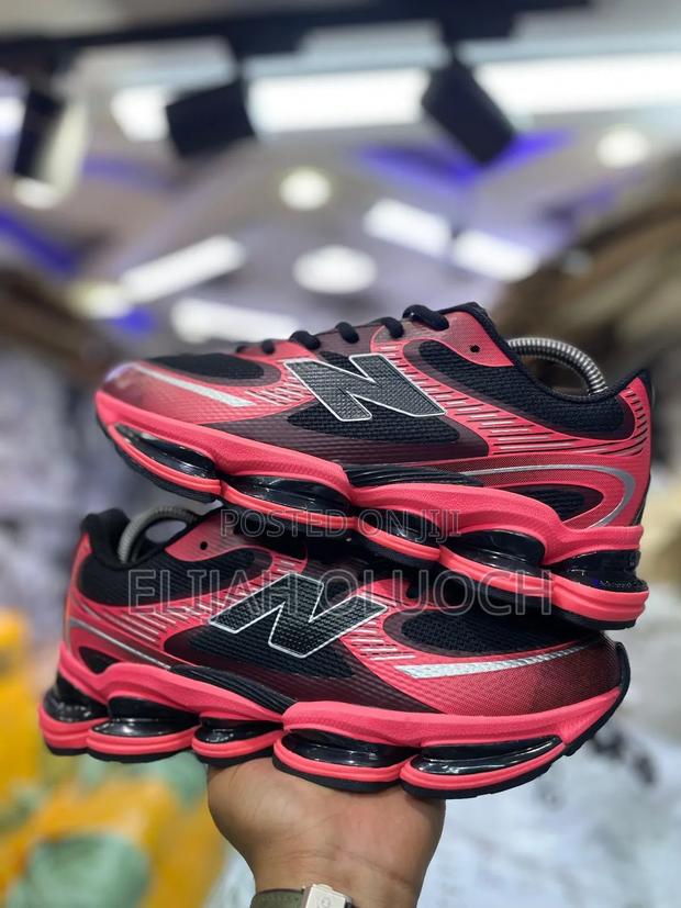 New Balance 2000 Abzorb Black Red - thumbnail 2