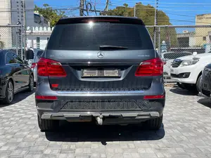 Mercedes-Benz GL-Class 2014 Gray