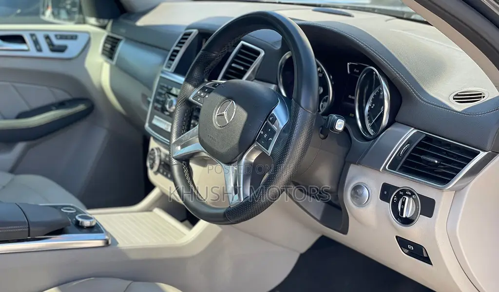 Mercedes-Benz GL-Class 2014 Gray