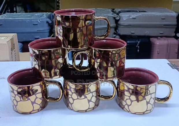 Brown Sassy Mugs -6pcs