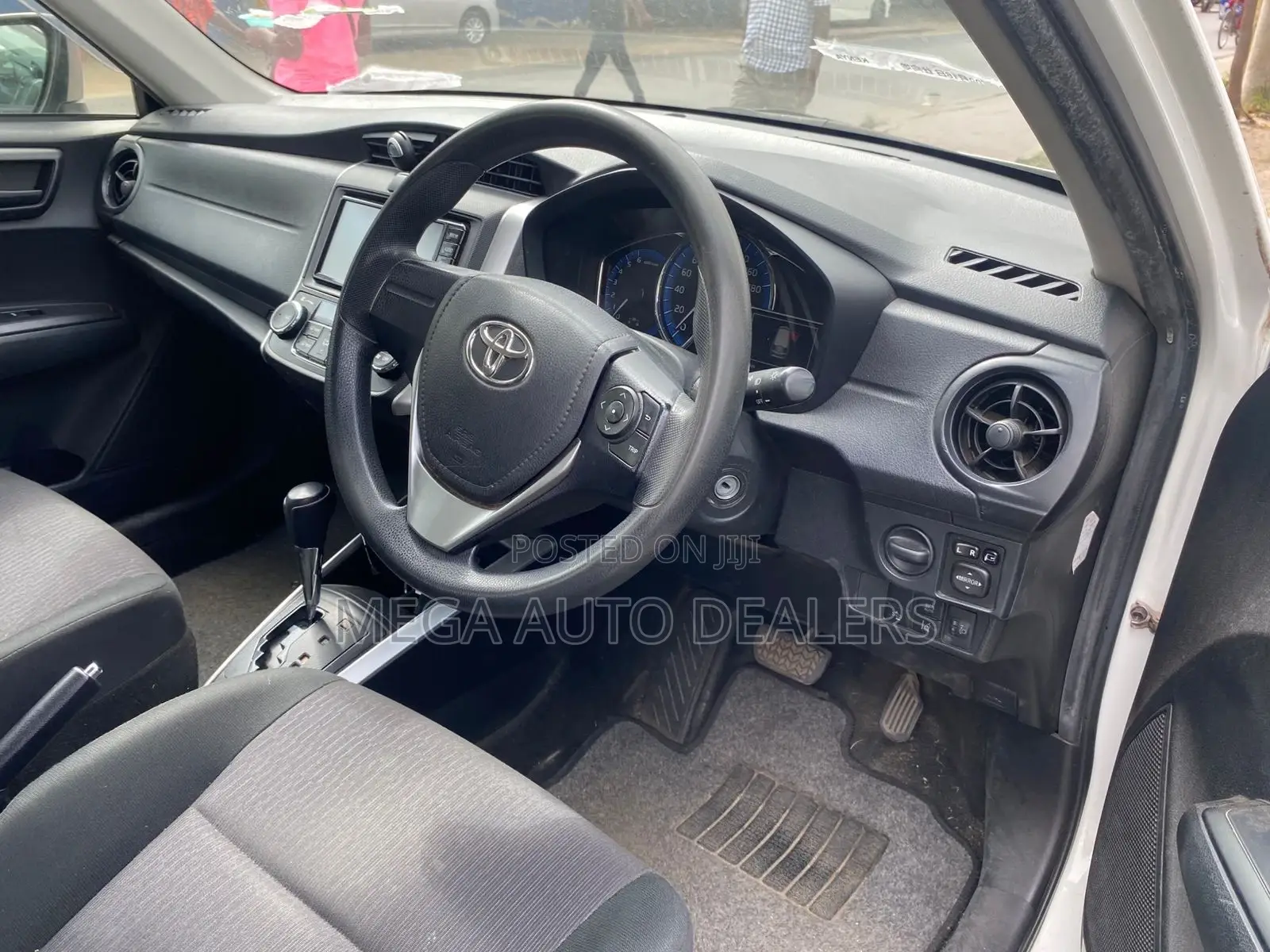 Toyota Corolla Fielder 2018 White