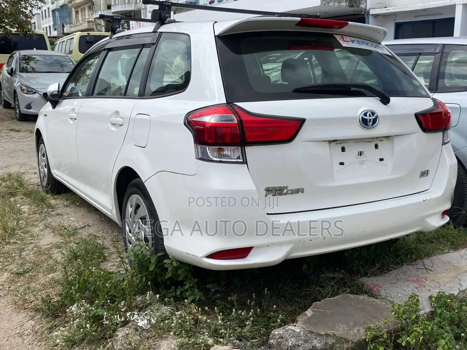 Toyota Corolla Fielder 2018 White