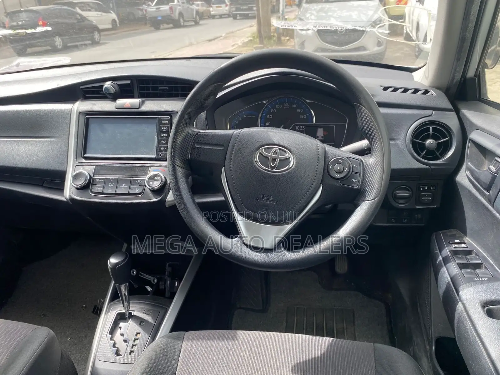 Toyota Corolla Fielder 2018 White