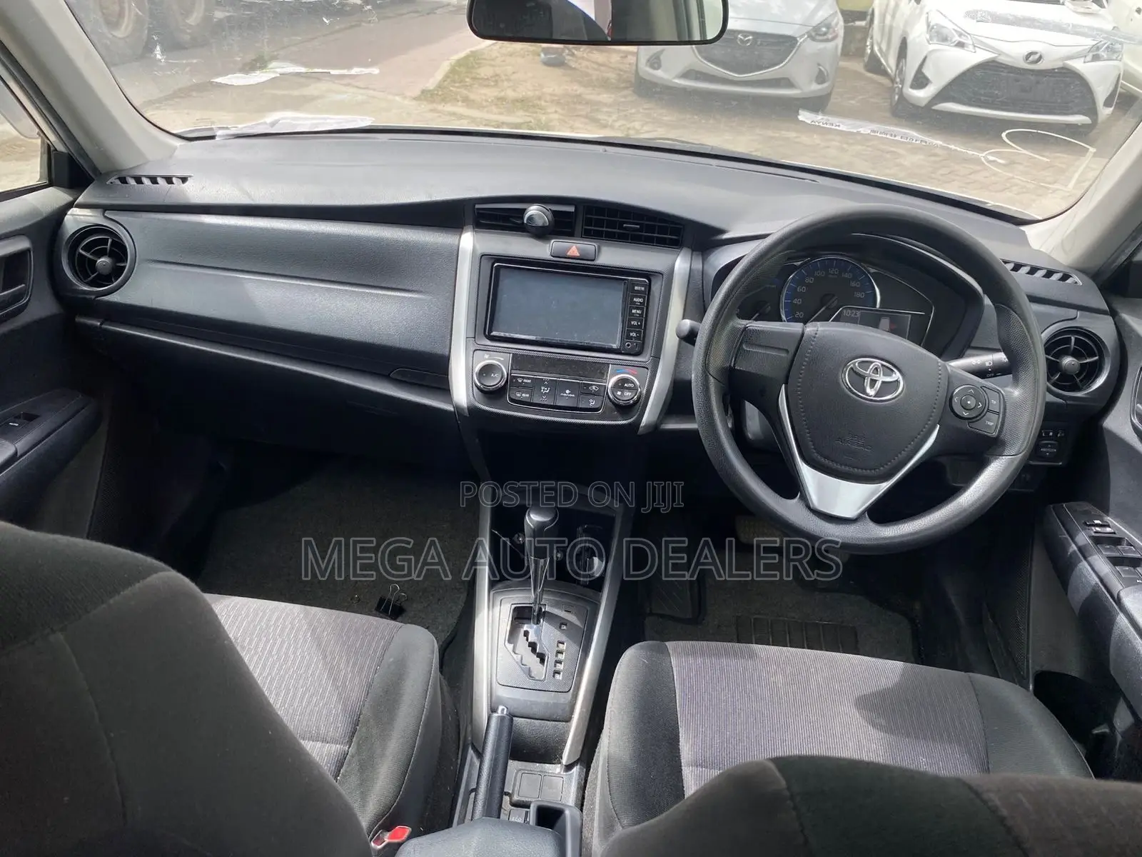 Toyota Corolla Fielder 2018 White