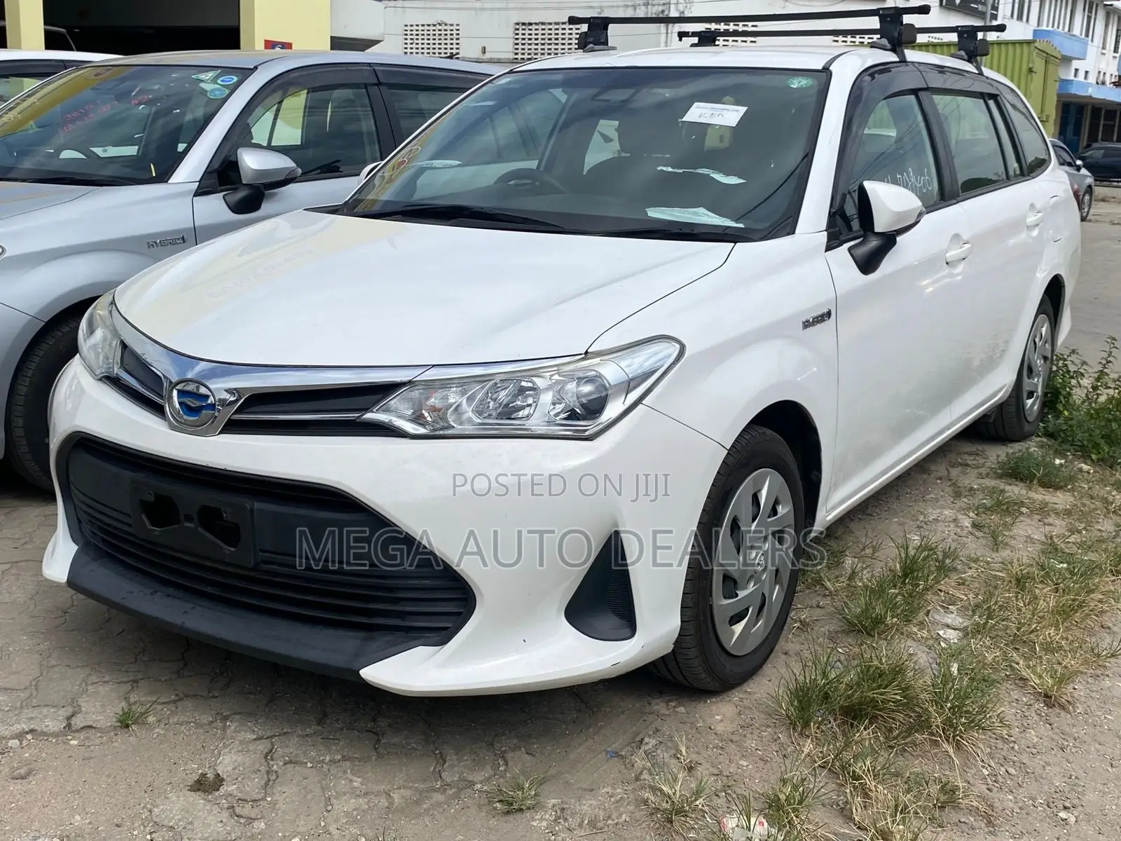 Toyota Corolla Fielder 2018 White