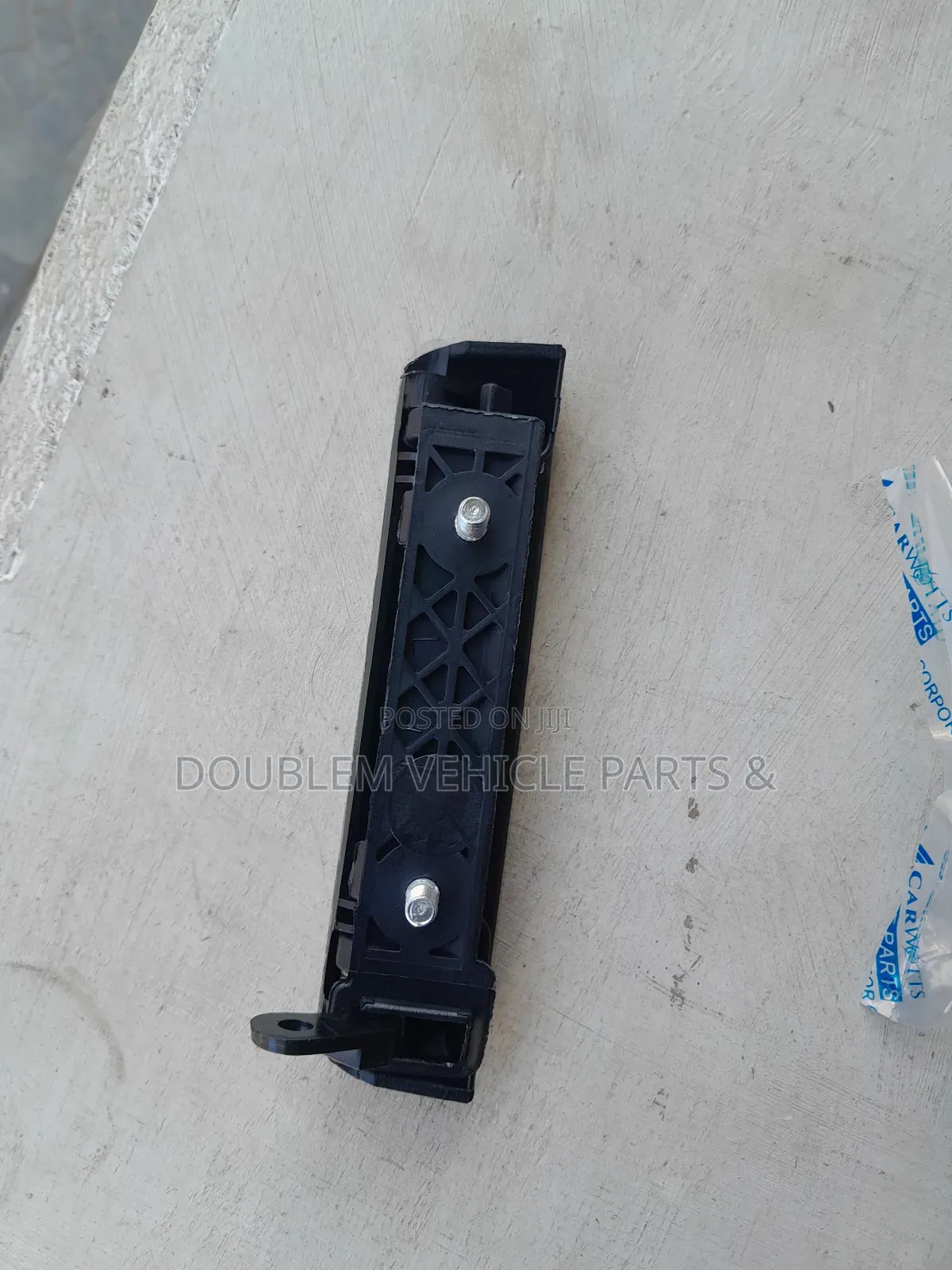 Outer Door Handle Nissan Sahara/Z16/Frontier/Hardbody/Isuzu Tougher