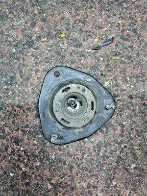 Noah Wish 3zr Shock Mounting