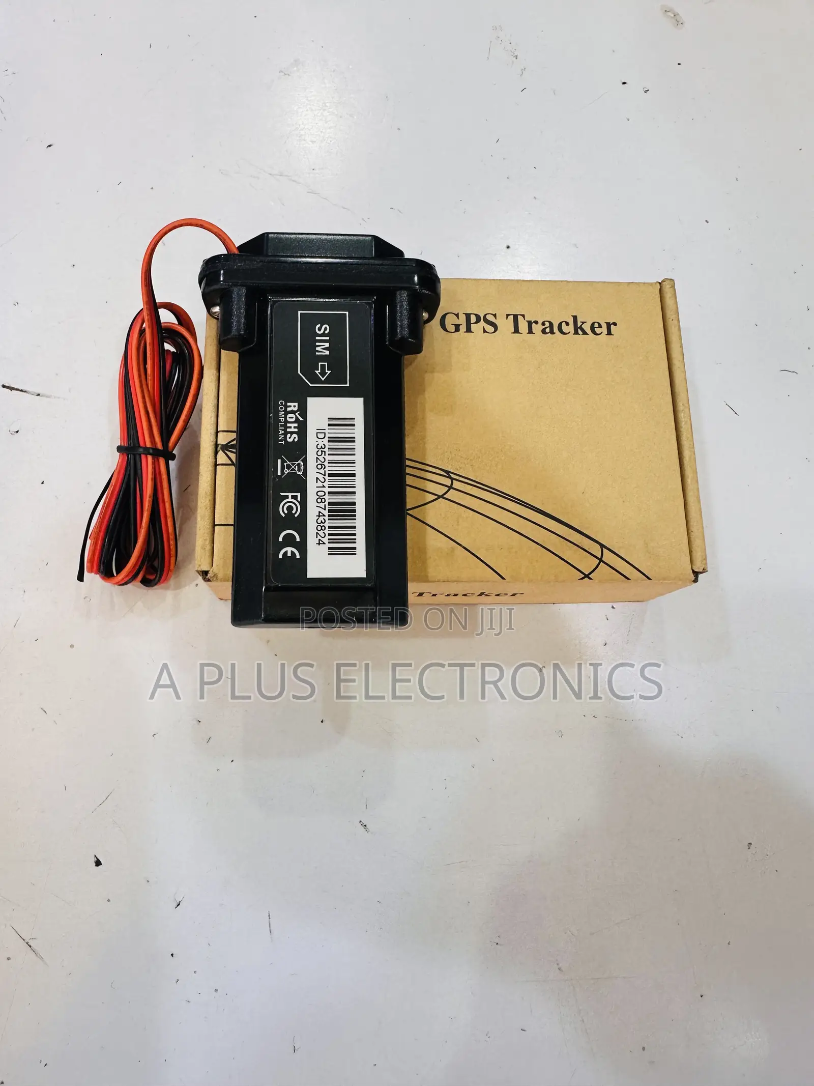 GPS Tracker Gp 303 Uses Simcard Uses Sim Card for Real-Time Tracking