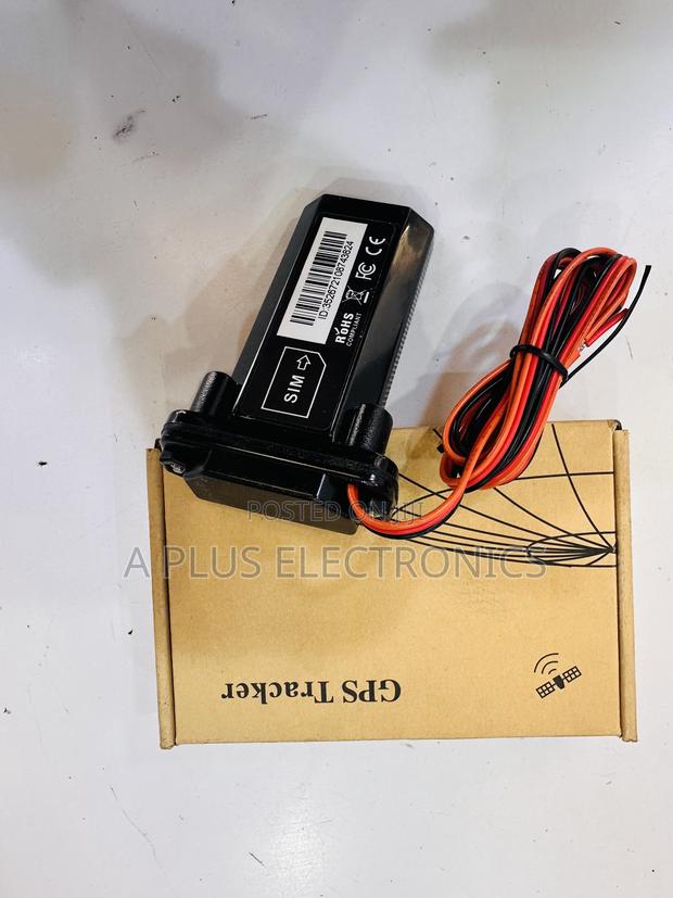GPS Tracker Gp 303 Uses Simcard – Real-Time Location Tracker - thumbnail 3