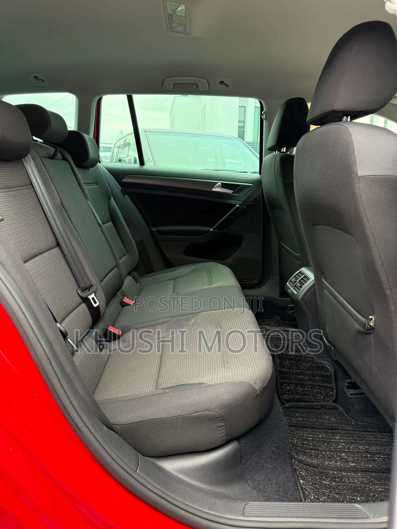 Volkswagen Golf Variant 2018 Red