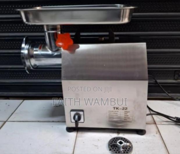 Professional Tk22 No Reverse Meat Mincer Machine/Meat Mincer Machine