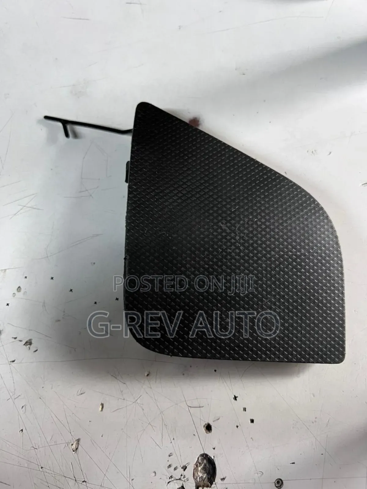 Subaru  Forester  2018 Sk9 Towing  Cover.