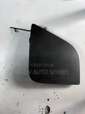 Subaru  Forester  2018 Sk9 Towing  Cover.