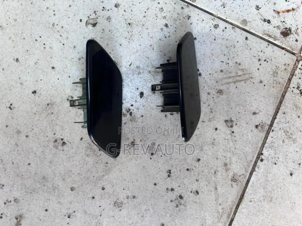 Subaru  Forester  2018 Sk9 Washer Jet Covers.