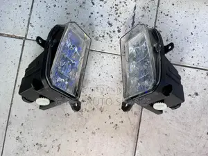 Subaru  Forester  Sk9 Foglights.