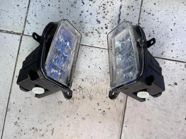 Subaru  Forester  Sk9 Foglights.