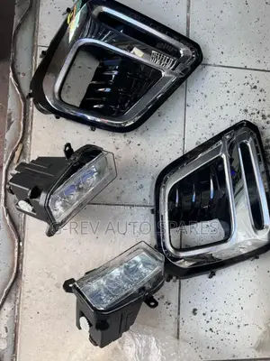 Subaru  Forester  Sk9 Foglights Set