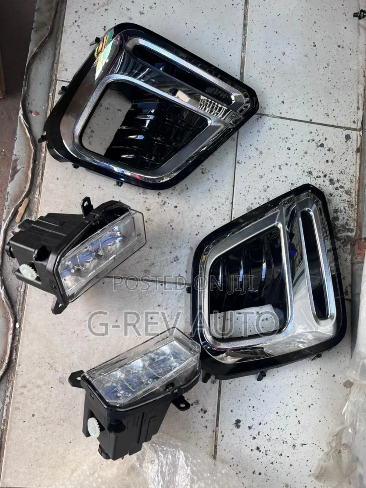 Subaru  Forester  Sk9 Foglights Set