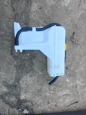 Xtrail  Nt30/B15  Coolant  Bottle.
