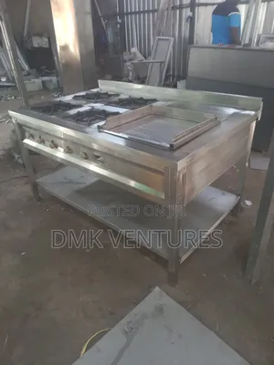 Ultimate Four Burner and a Griddle Combined Cooker
