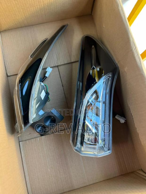 Harrier  2014-2018  Taillight