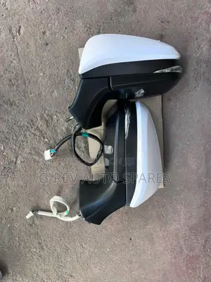 Toyota  Harrier  2020  Side Mirrors