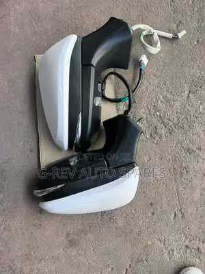 Toyota  Harrier  2020  Side Mirrors With  Camera