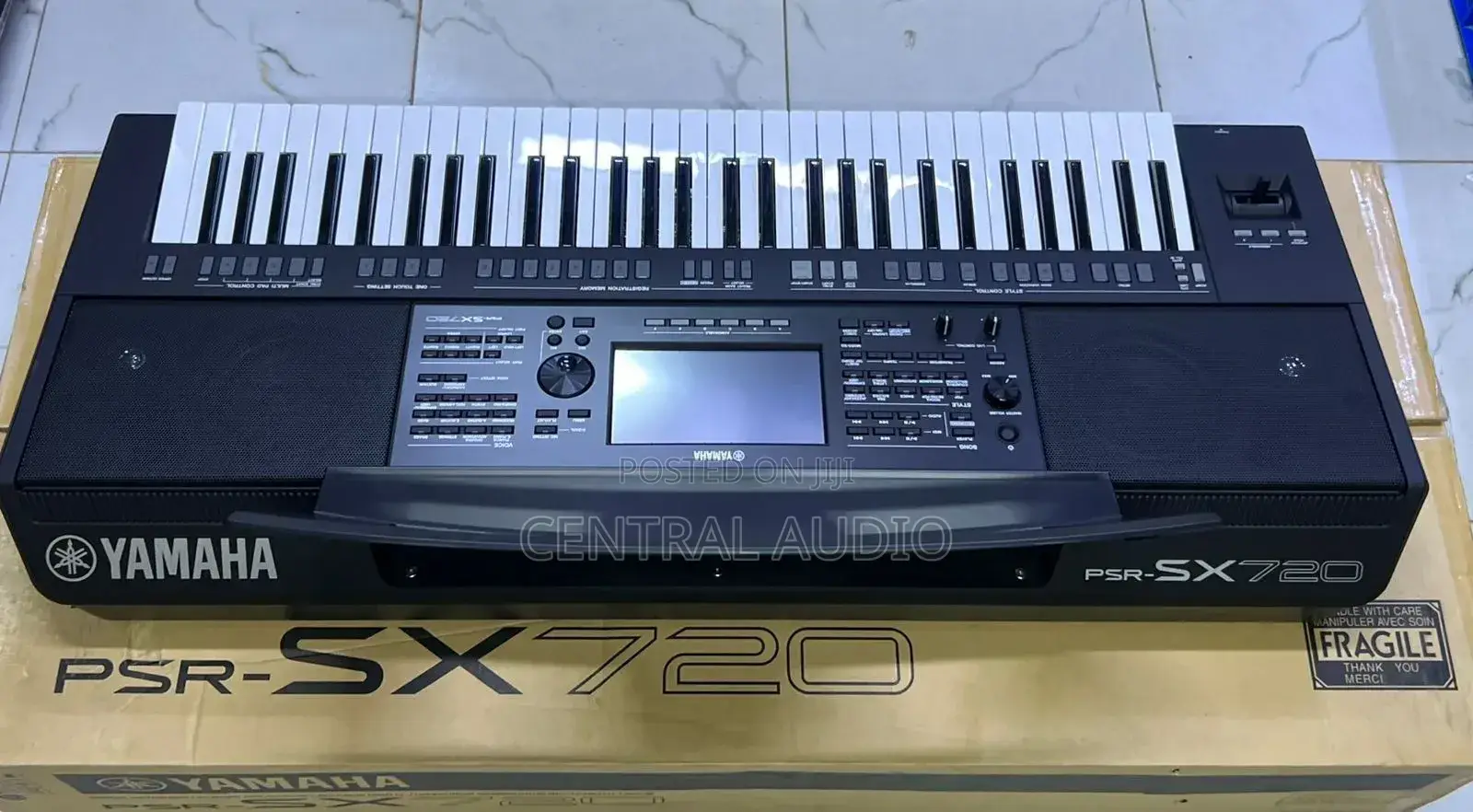 Yamaha PSR Sx 720 Keyboard