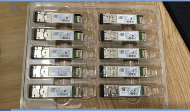 Cisco SFP-10g-Lr, 10gbase-Lr Sfp+ Module for SMF 10 Gbps.