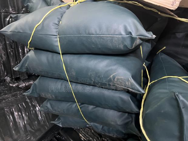 Hospital Pillows - thumbnail 3