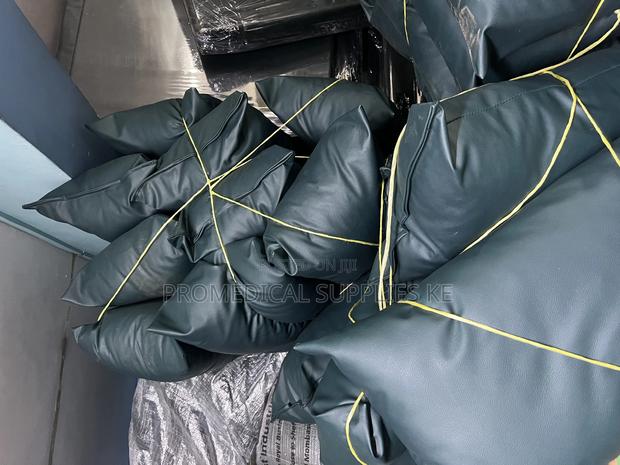 Hospital Pillows - thumbnail 2