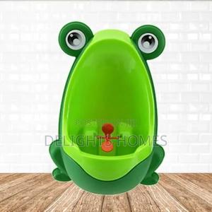 Cute Frog Boys Urinal_dav - thumbnail 2