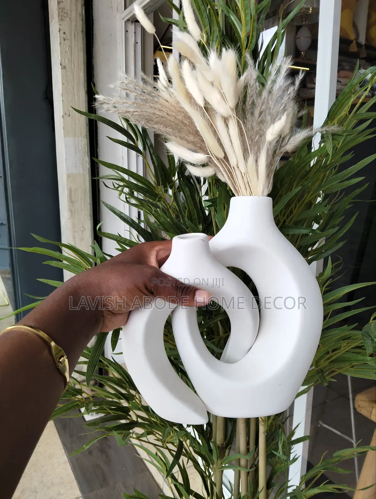 Interlocking Modern Boho Flower Vase