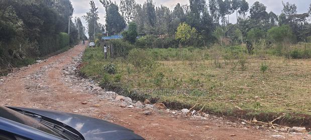 Fenced and Gated 1/4 Acre Plot in Ololua. Clean Title. - thumbnail 4