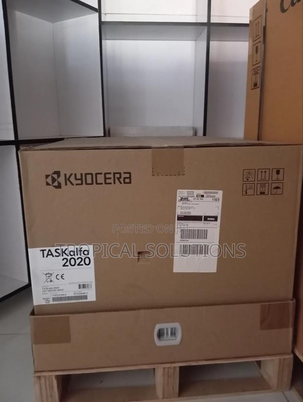 Kyocera Taskalfa 2020 Multifunction Printer 2020 - thumbnail 2