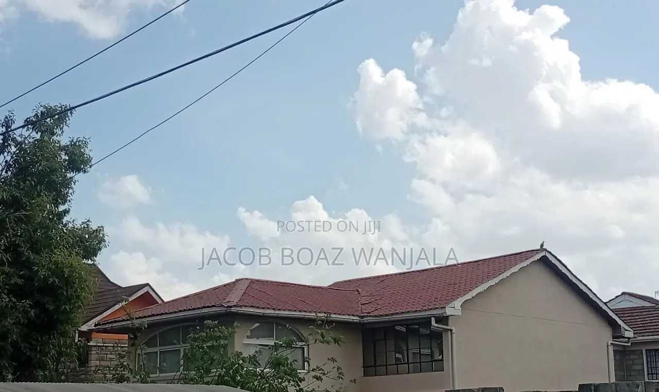 Furnished 5bdrm Mansion in Villa Court, Viraj Area for sale