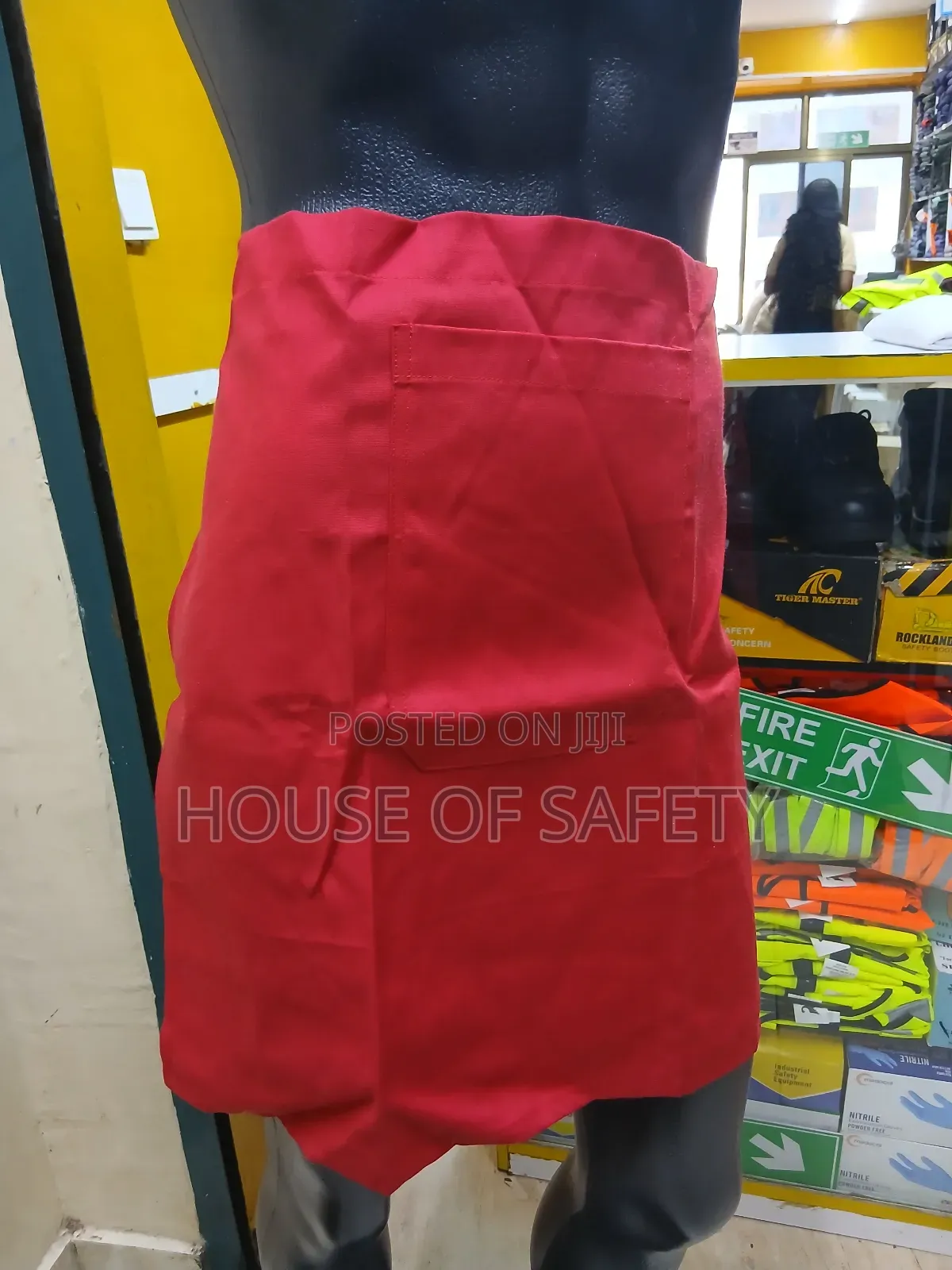 Red House Staff Waist Apron