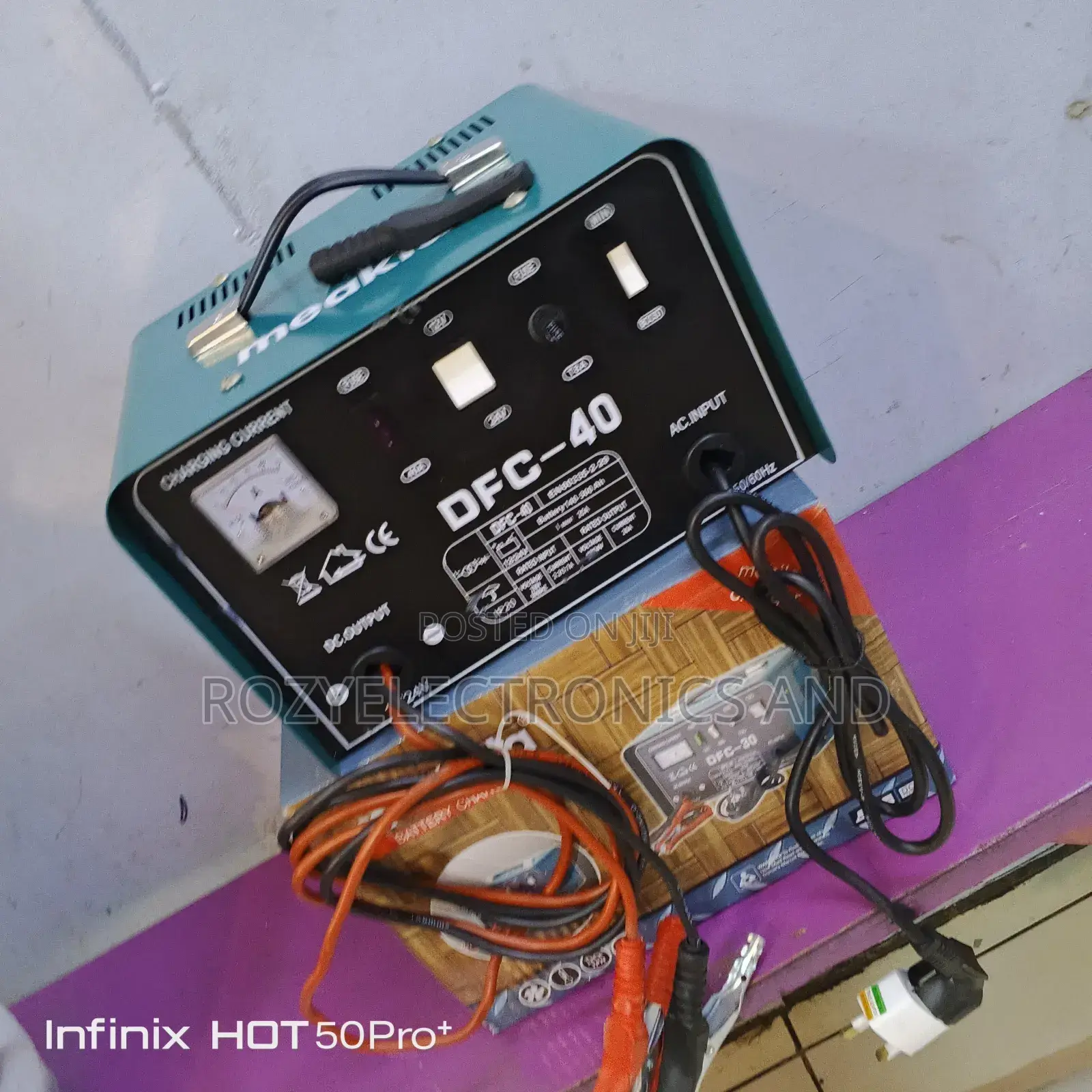40 Ah Meakida Battery Charger