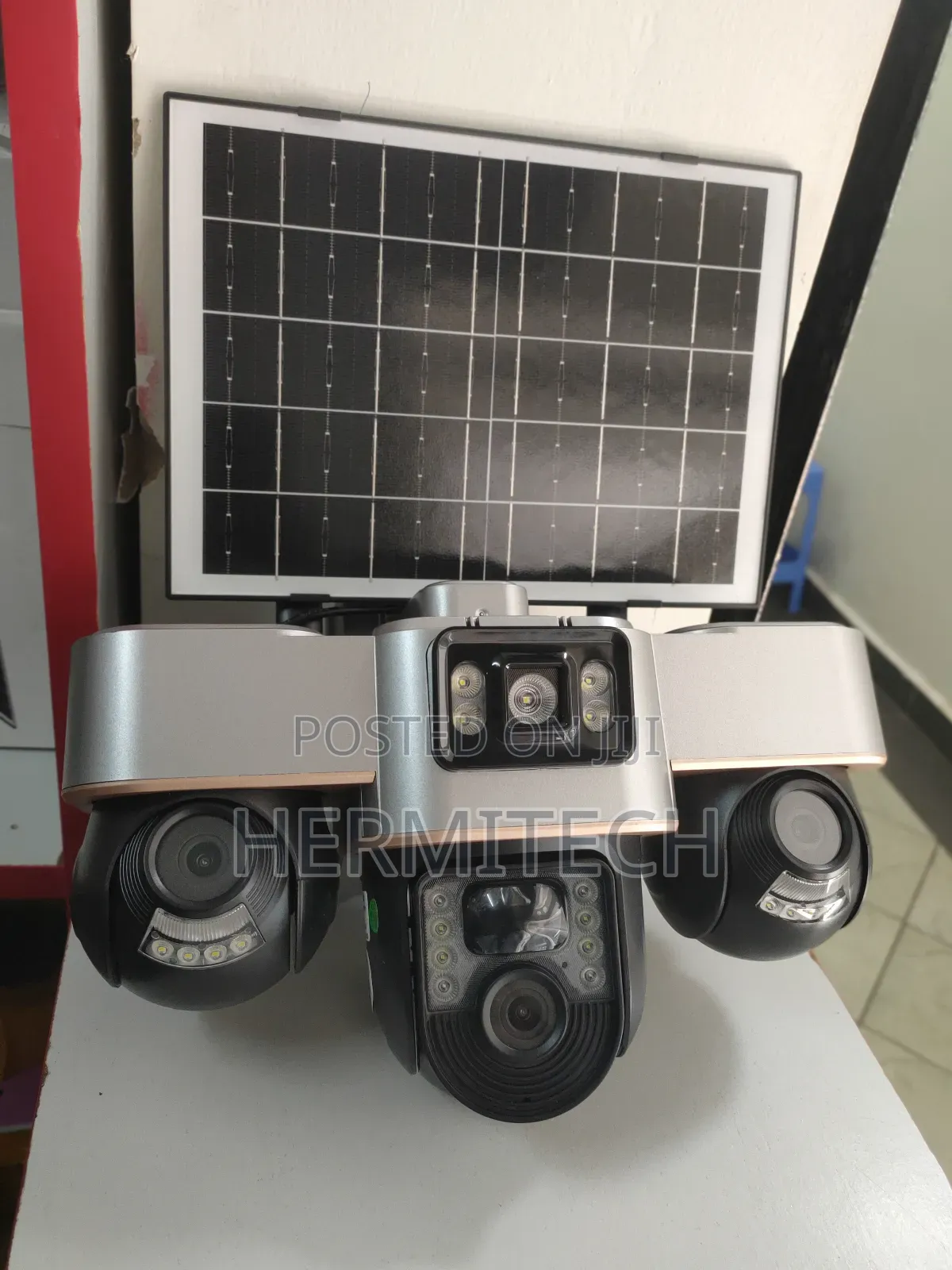 Triple Lens 4g Solar PTZ CCTV All Lens Control Through Phone