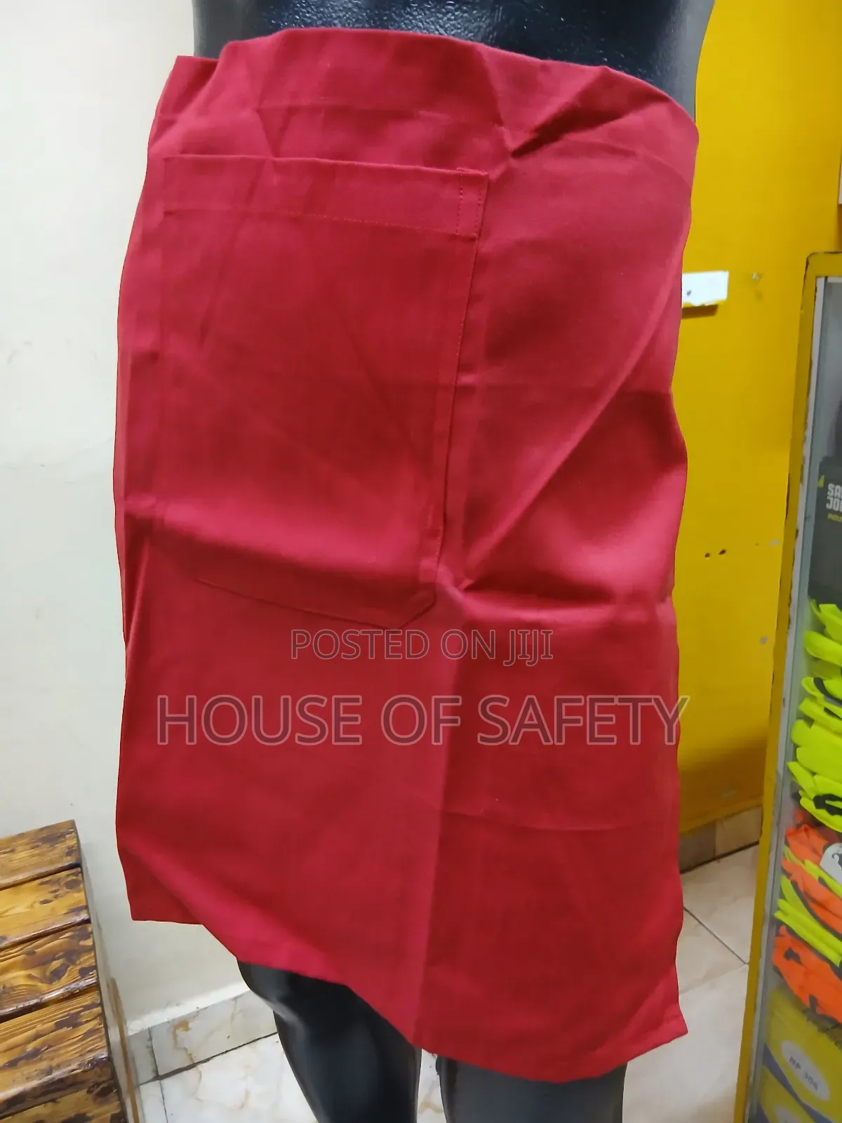 Half Bistro Aprons in Red Shade