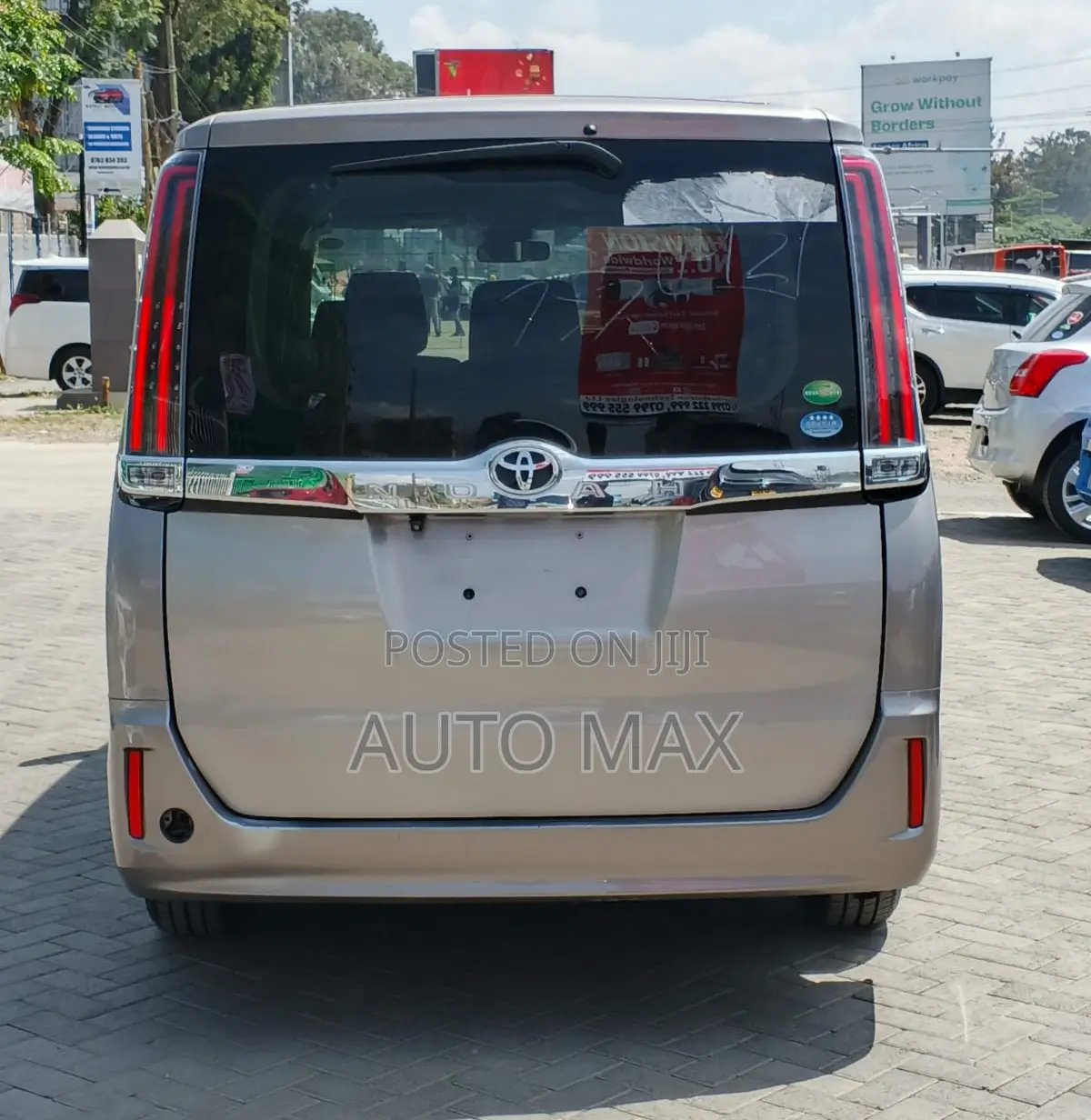 Toyota Noah 2019 Brown