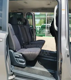 Toyota Noah 2019 Brown