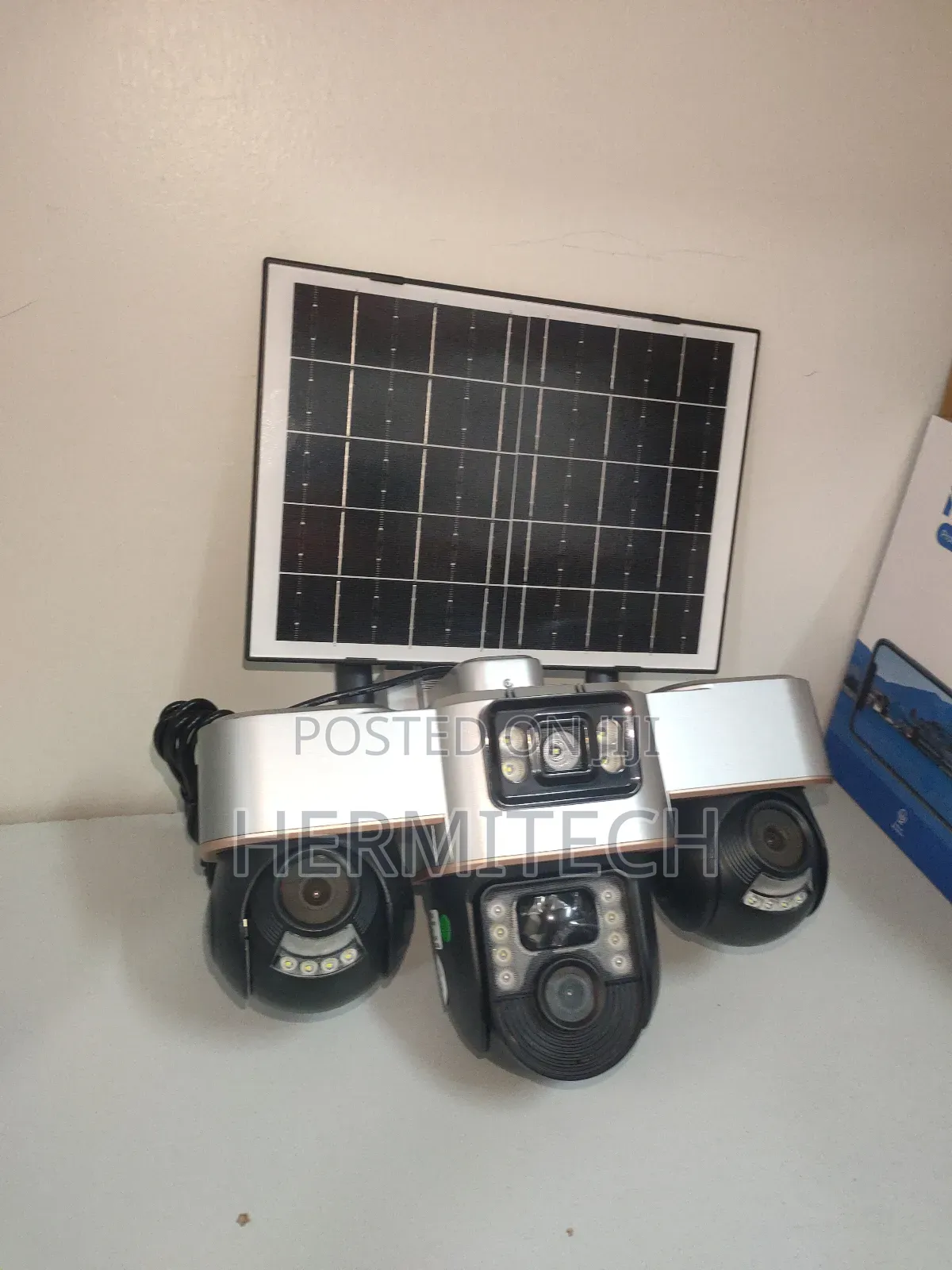 Triple Lens 4g Solar PTZ CCTV All Lens Control Through Phone