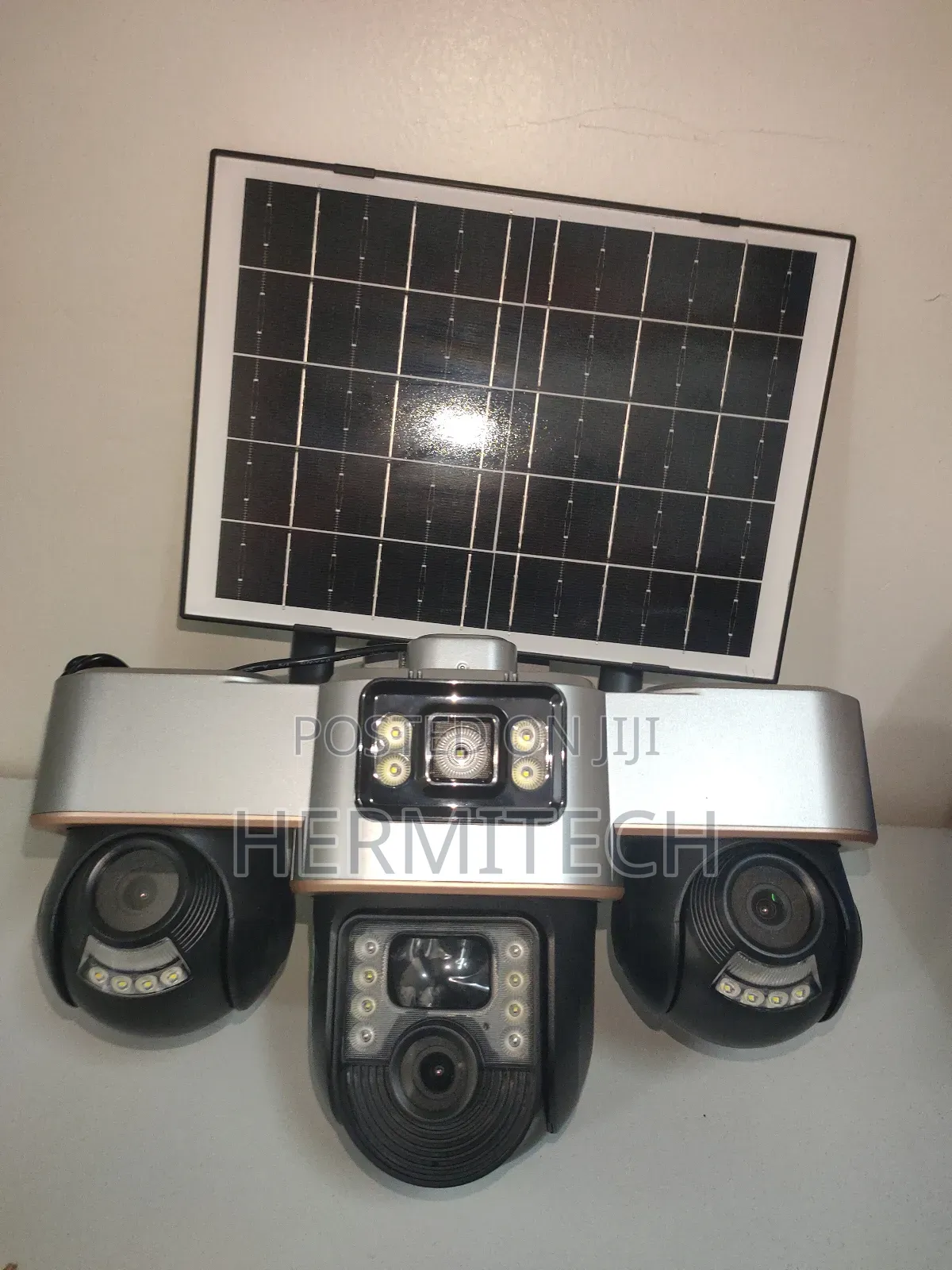 Triple Lens 4g Solar PTZ CCTV All Lens Control Through Phone