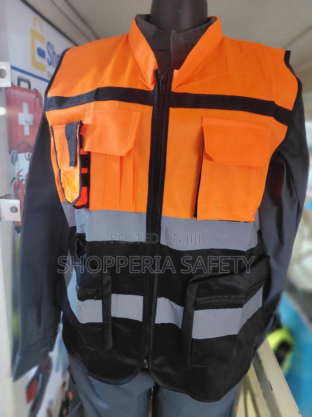 Executive Reflector With 2 Colors And Multipockets